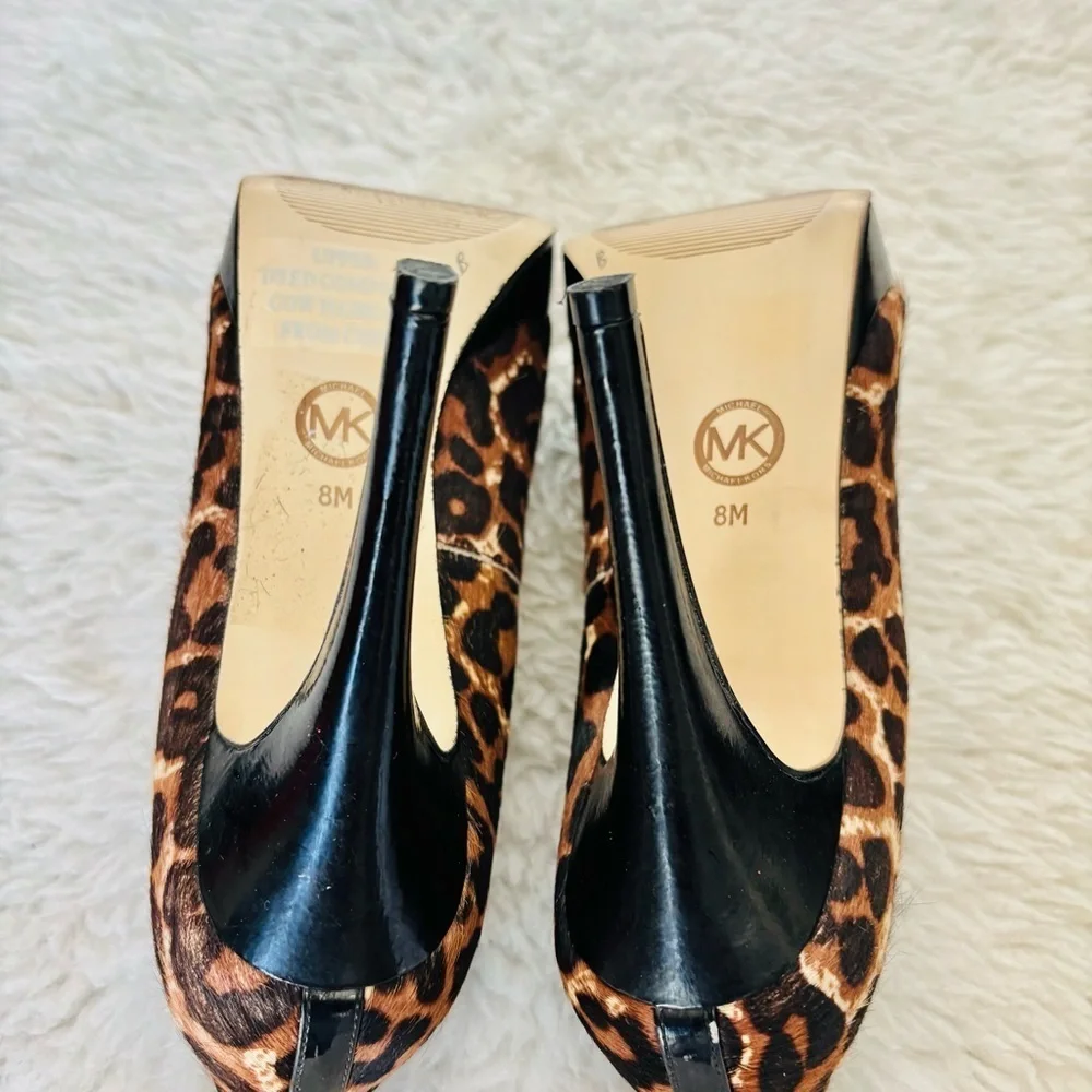 Michael Kors very good